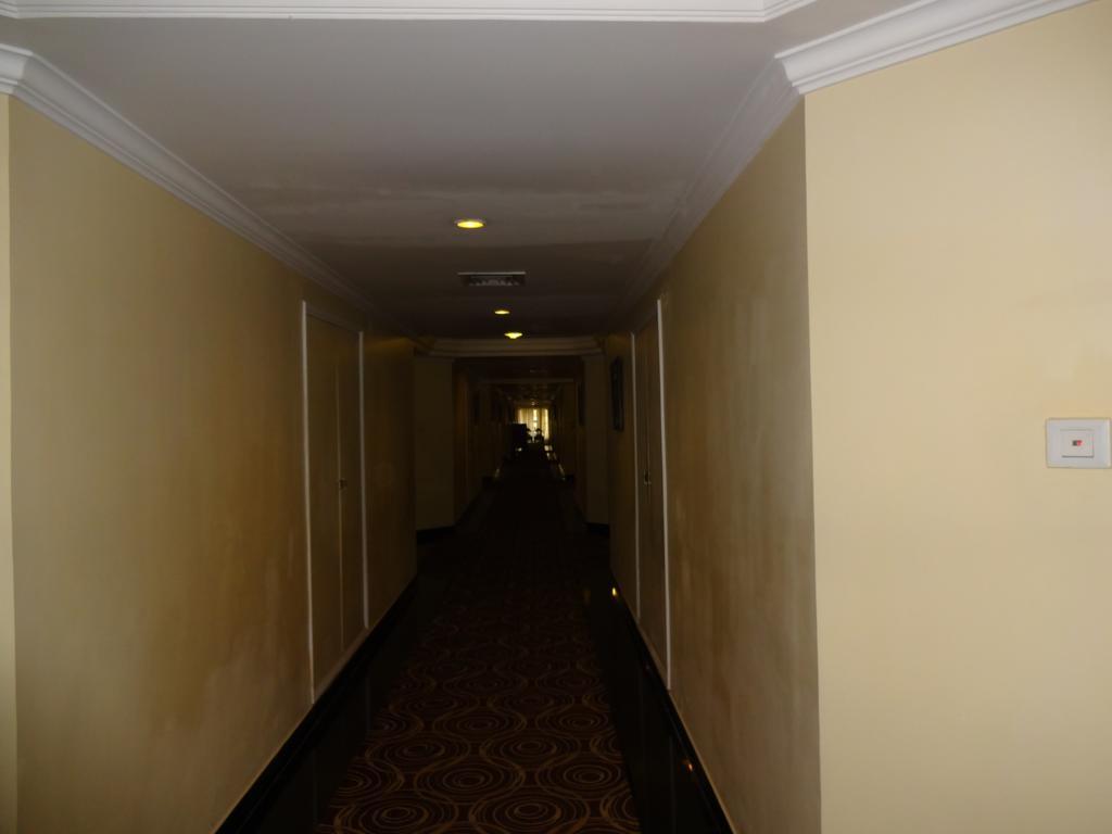Hotel Babylon International Райпур Экстерьер фото