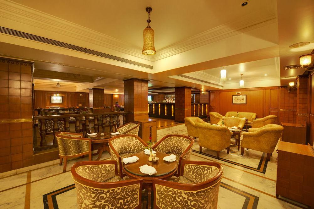 Hotel Babylon International Райпур Экстерьер фото